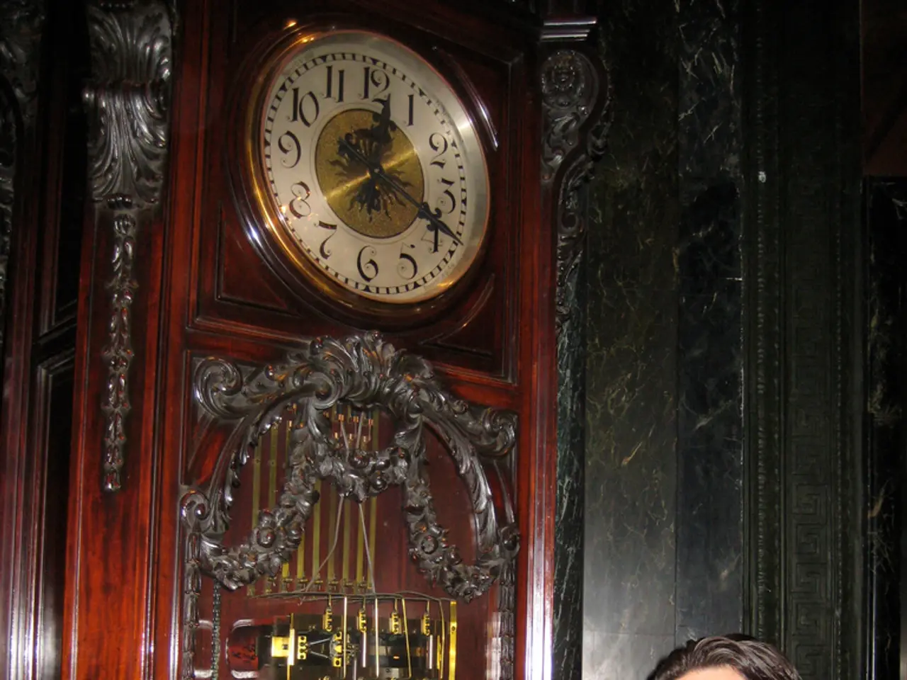 Daily Practices of Couples Less Likely to End in Divorce, Revealed by Psychology Experts