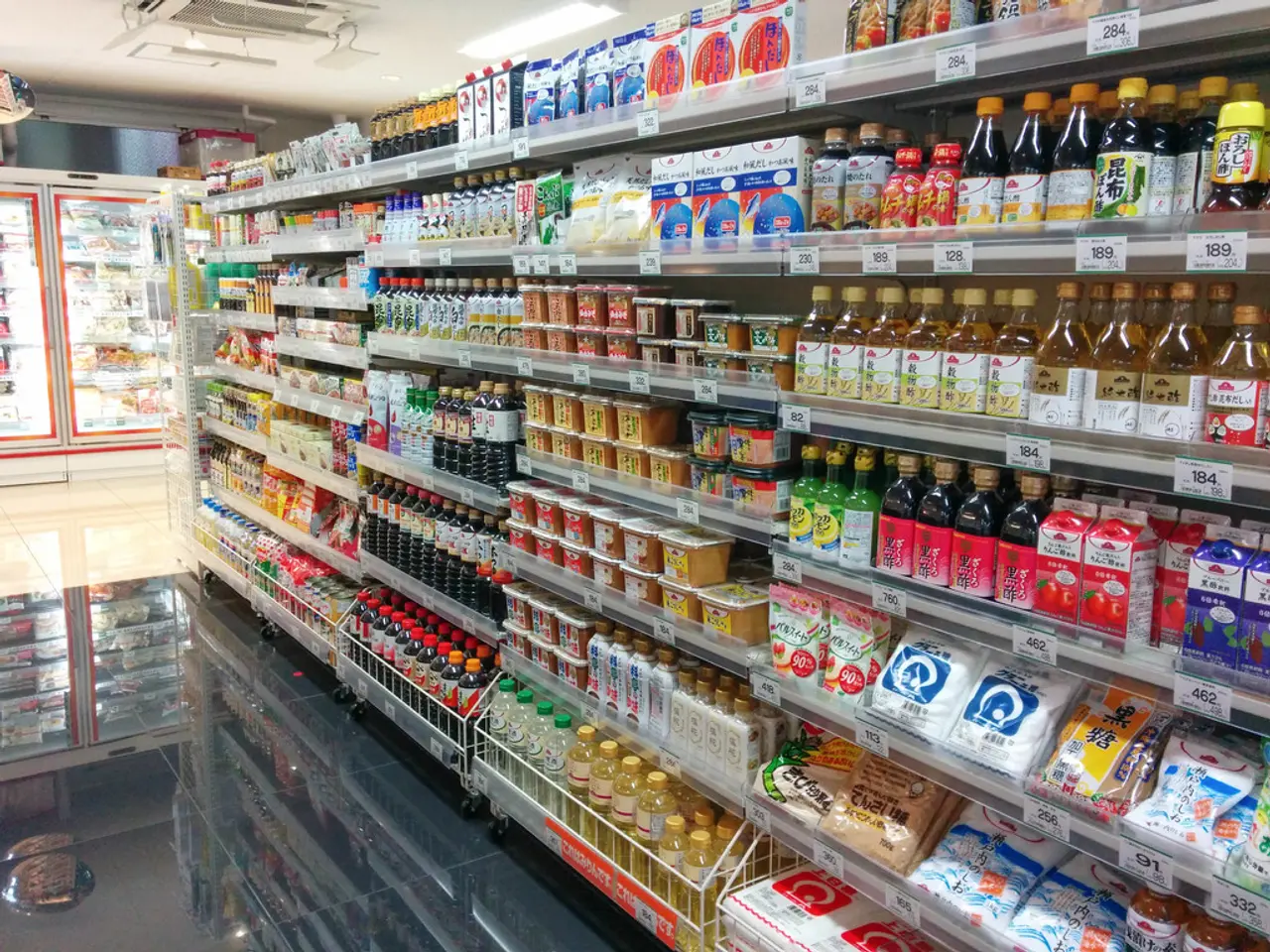 University of Houston's food pantry, Cougar Cupboard, strengthens its supplies through a...