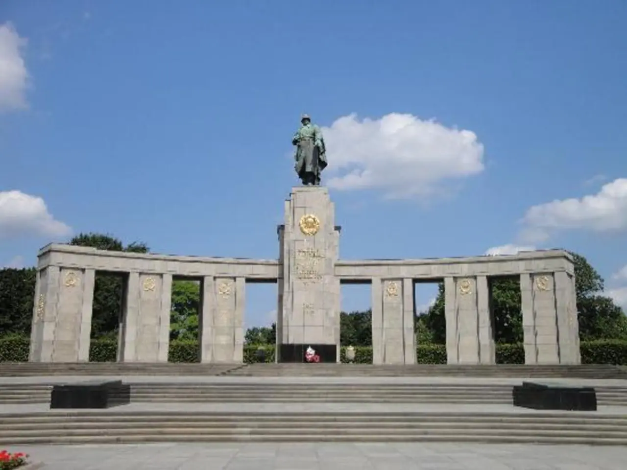 Demonstration in Vilnius to Commemorate Holocaust Survivors
