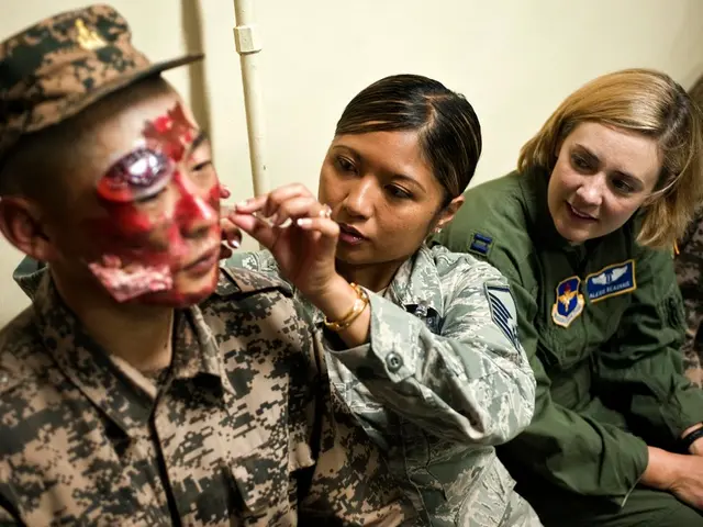 "Support Neglected": Adolescent Stands Firm against Baldness, Refusing to Shave in Solidarity with...