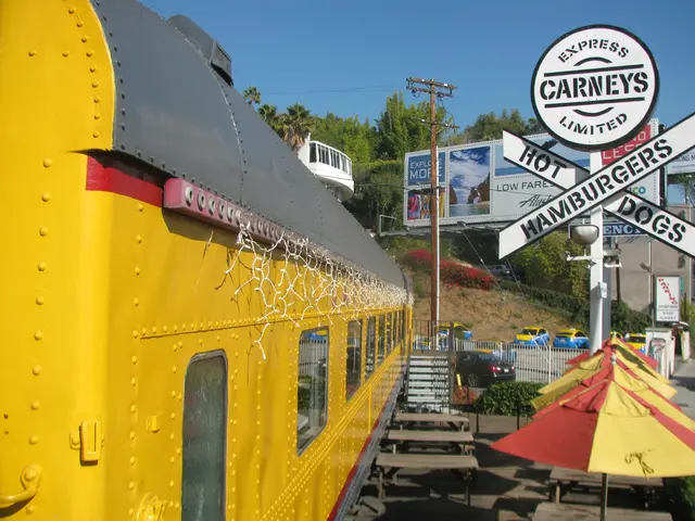 Large-scale 2kWh energy storage offered in the XL-set by Growatt, but comes with a high price tag.