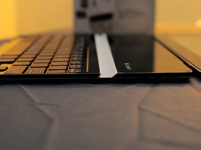 Chromebooks for Education: Expert Recommends 3 Cost-Effective Models for School and College Use