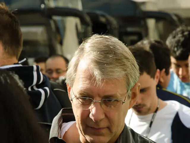 Workshop on Microsoft 365: Ensuring Secure Configuration and Privacy-Friendly Functionality